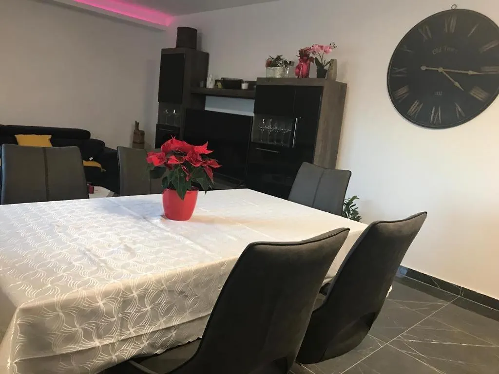 Apartmani Jukic Kaštela 公寓
