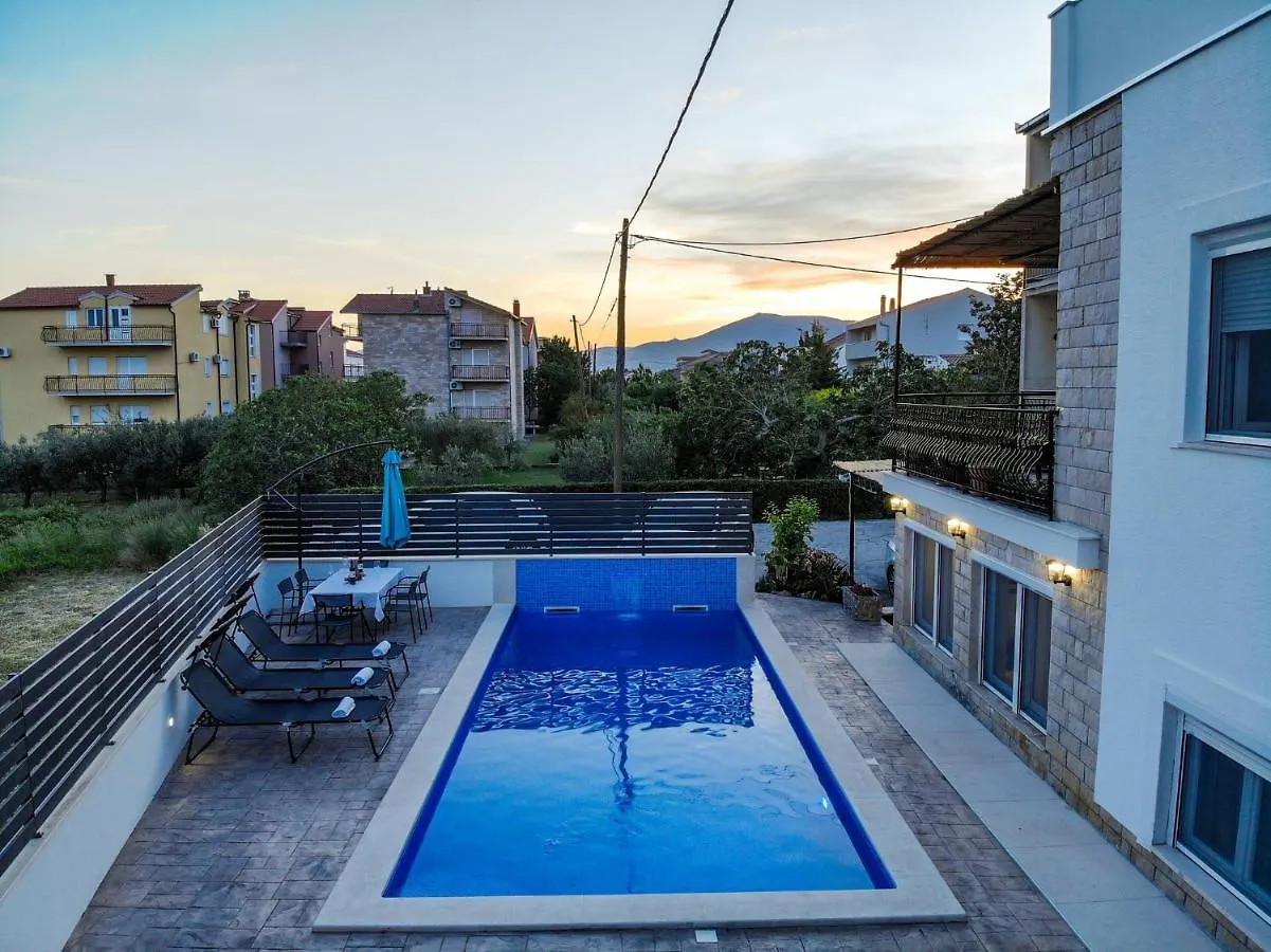 Apartmani Jukic Kaštela 公寓