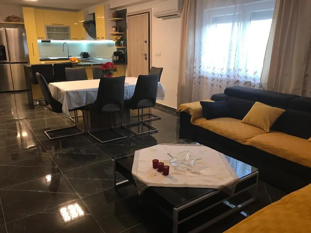 Apartmani Jukic Kaštela 0*,